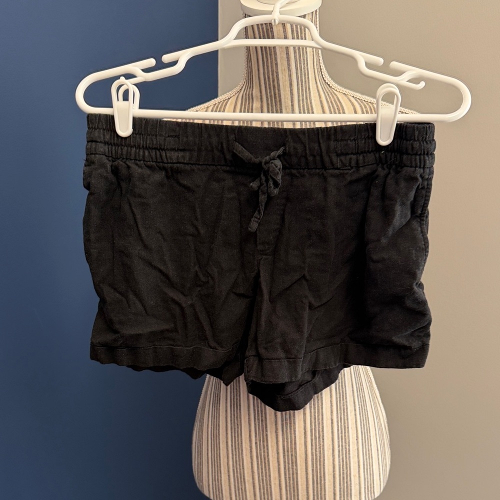 Old Navy Women's Black Linen Style Shorts